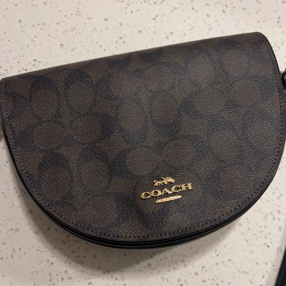 Coach - Classic Crossbody Bag with logo printed